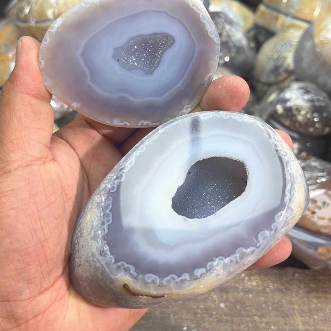 未镶嵌水晶大型摆件（非配饰）