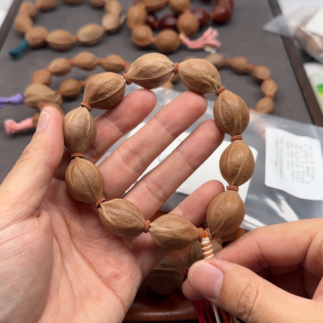 橄榄核手串1.8✖️2.6放漏