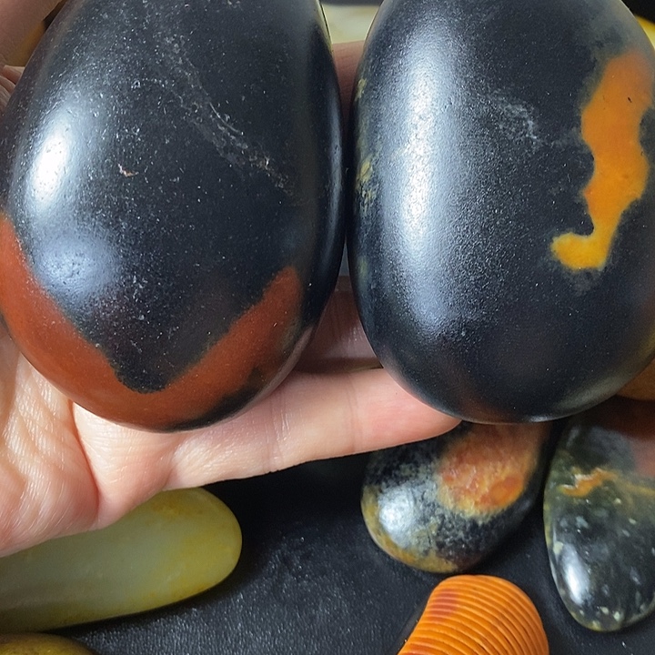 人***和田玉未镶嵌挂件