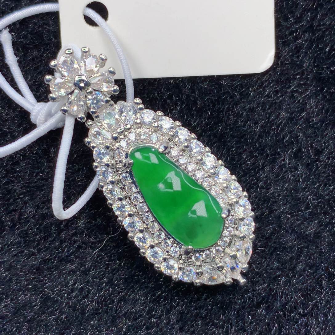 【闪购商品】翡翠颈饰未镶嵌翡翠