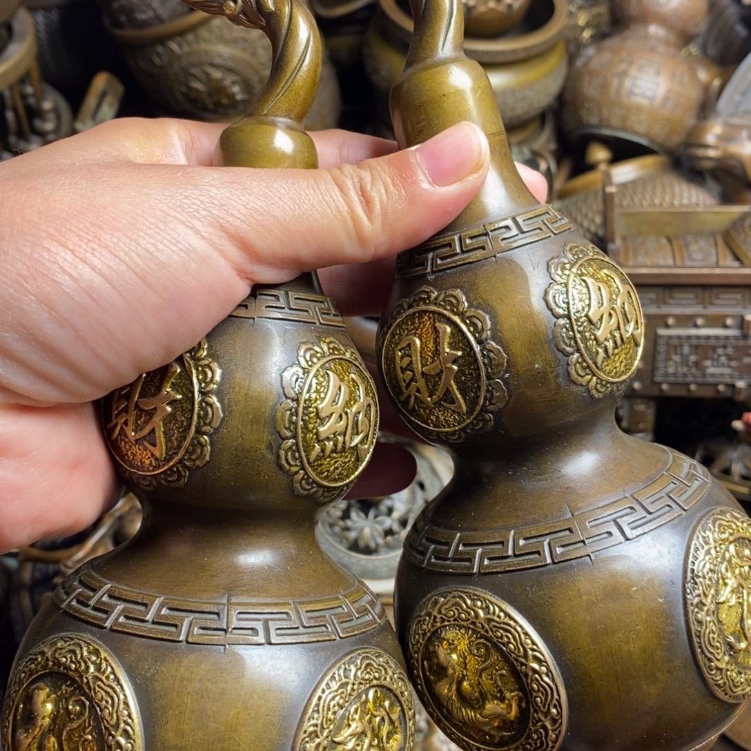 精美铜器做工精良