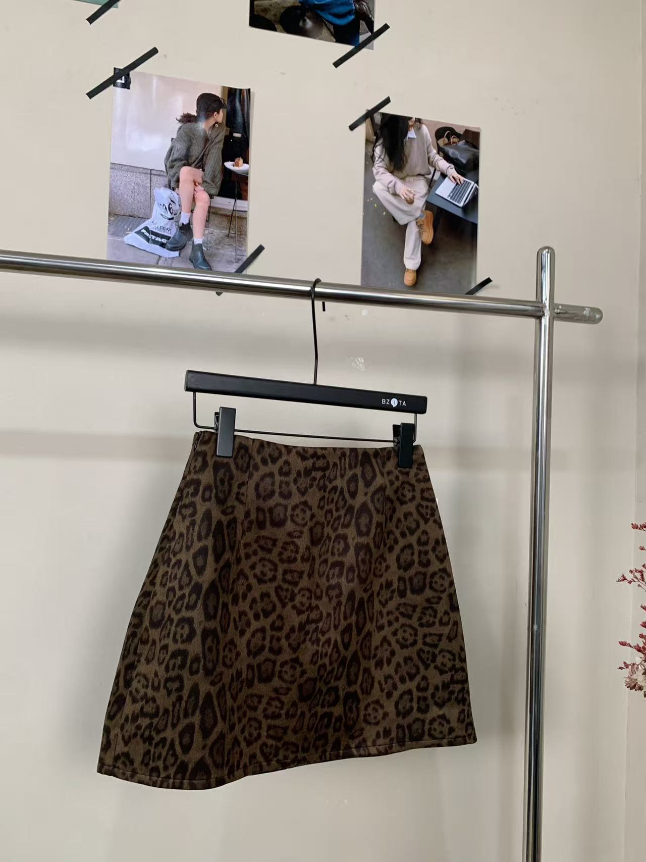 『雨美 Show』1700时尚豹纹半裙