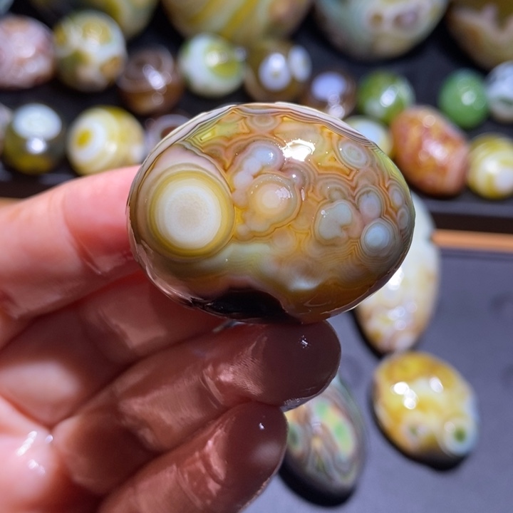 未镶嵌玛瑙/玉髓珠宝半成品153