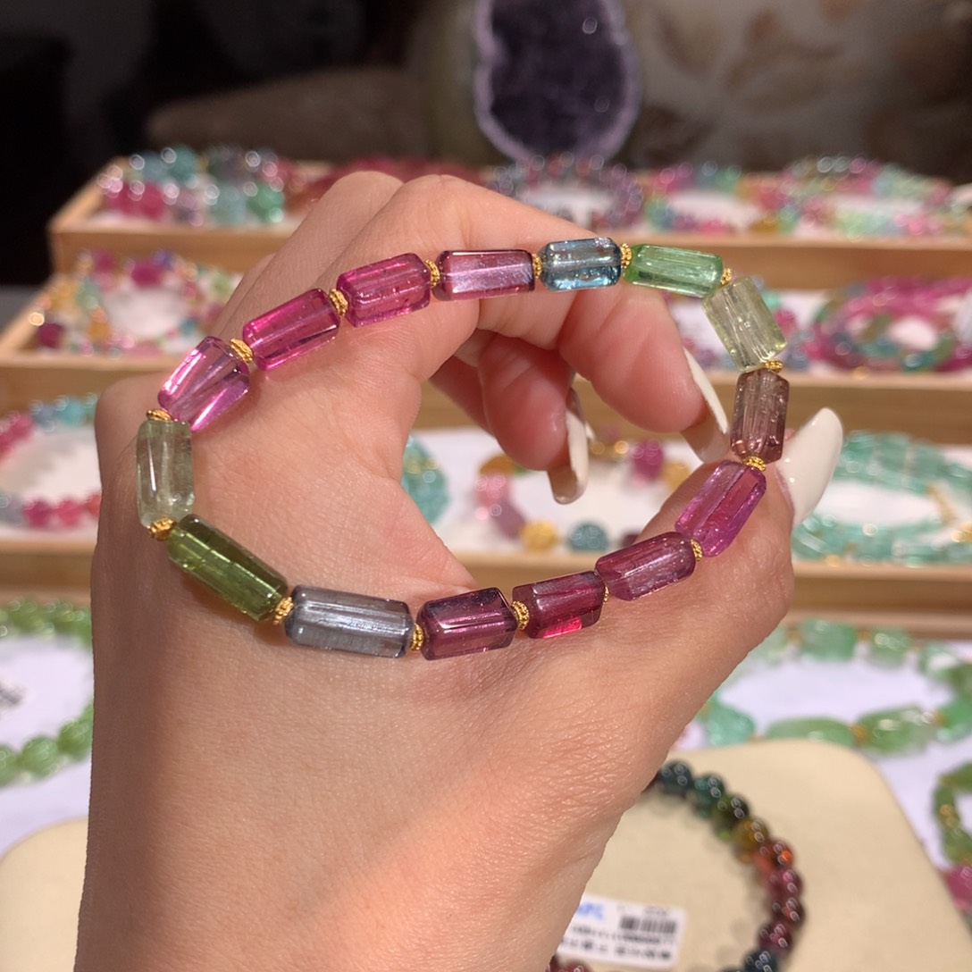 碧玺多样性发货一件未镶嵌