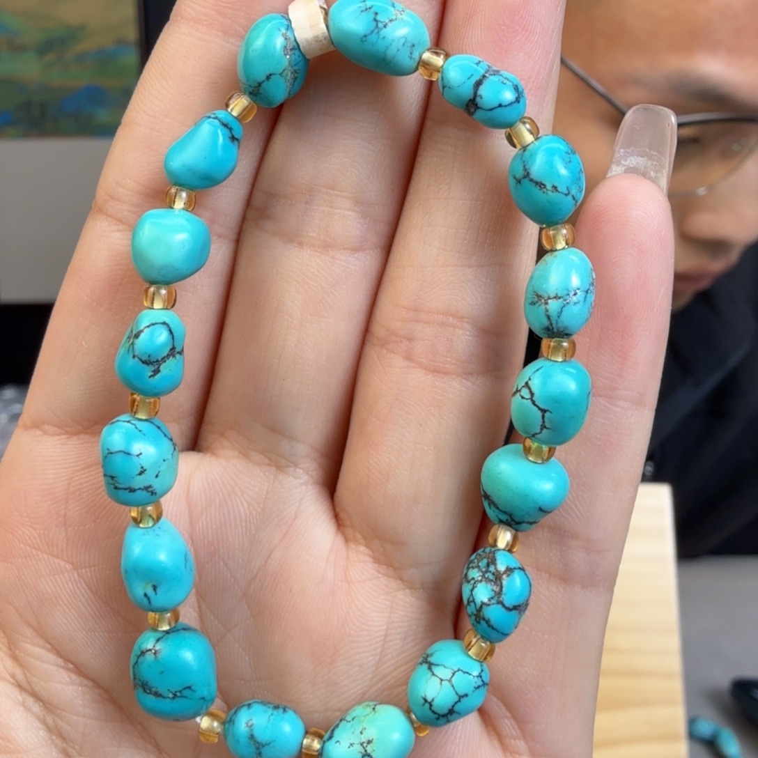 绿松石未镶嵌珠宝奇石