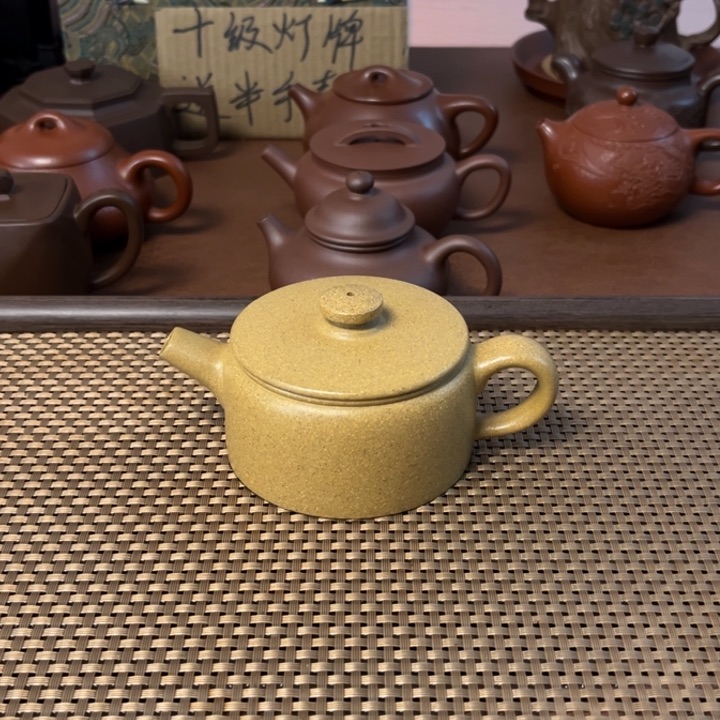 紫砂茶壶庄*汉瓦黄金段半手壶