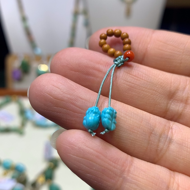 绿松石未镶嵌挂件