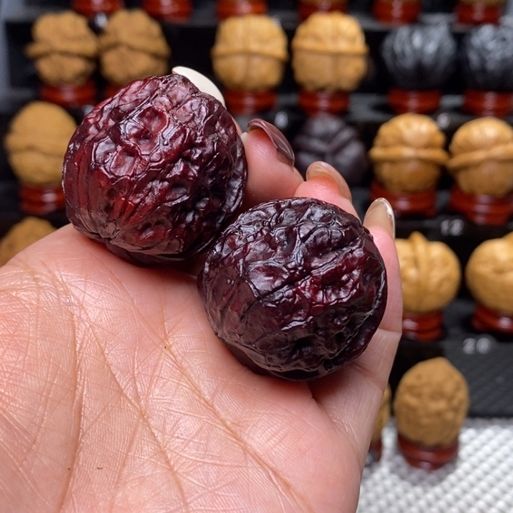 文玩核桃把件地闷麒麟疙瘩包…………19