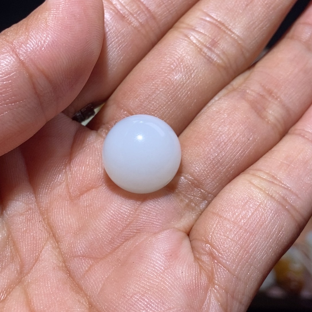 0***3和田玉未镶嵌颈饰