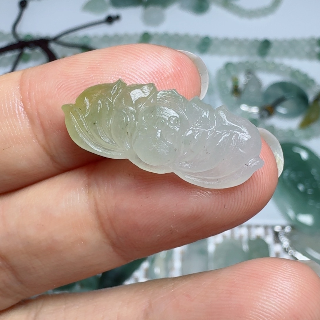 定制翡翠未镶嵌挂件