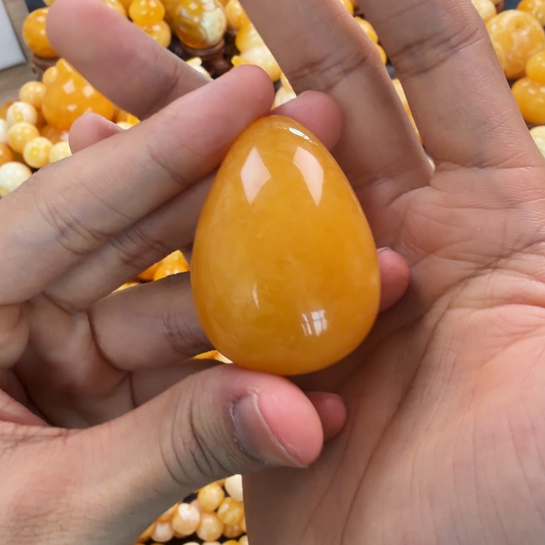 琥珀未镶嵌珠宝奇石17g