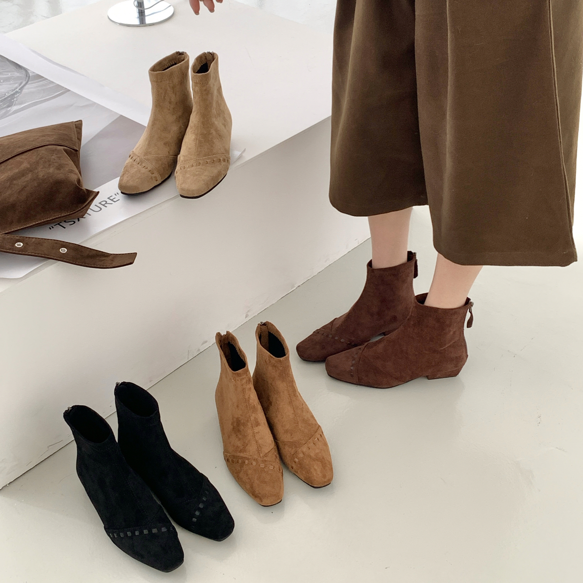 粗跟3cm绒面拼接方头马丁靴女靴子2025秋冬季法式小裸靴瘦瘦短靴