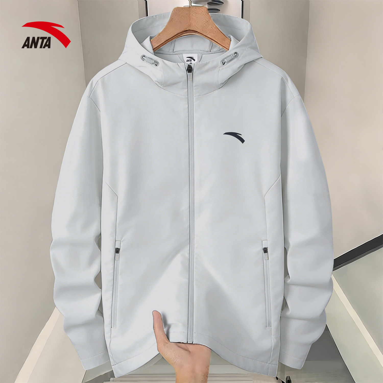 安踏运动外套男2026年春季新款连帽梭织防风防泼水夹克宽松长袖男商品图