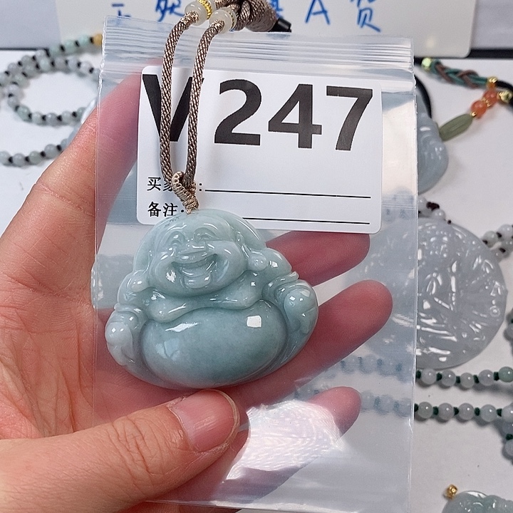 翡翠颈饰未镶嵌天然