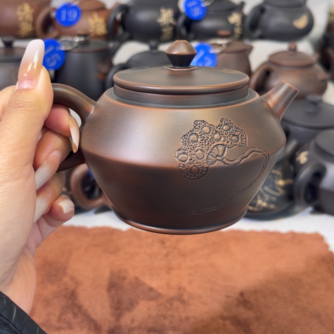 【闪购商品】红泥 莲蓬 容量 249c c