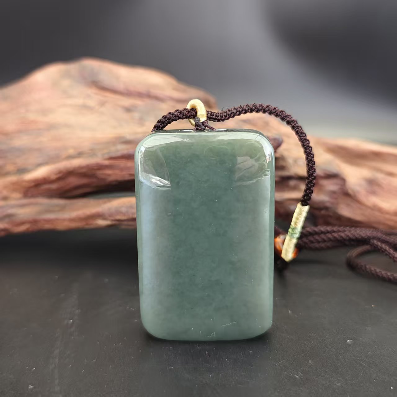 Q和田玉无事牌吊坠0335