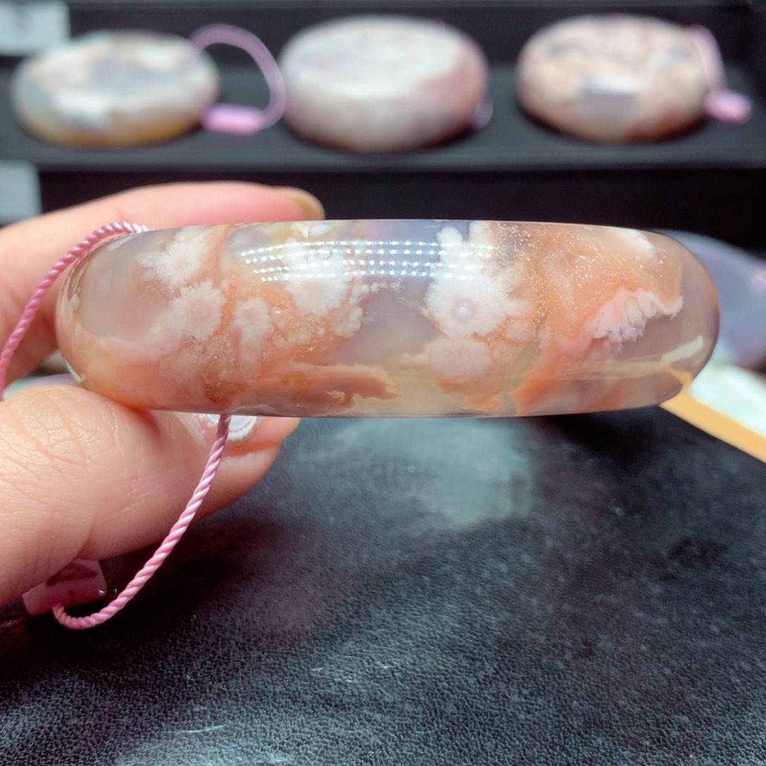 玛瑙/玉髓手镯未镶嵌熊**?66