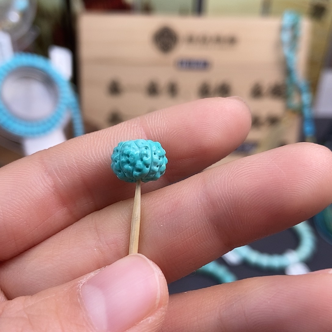 绿松石雕刻未镶嵌