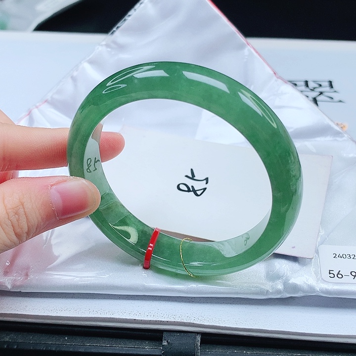 翡翠手镯未镶嵌缅甸天然a货手镯56