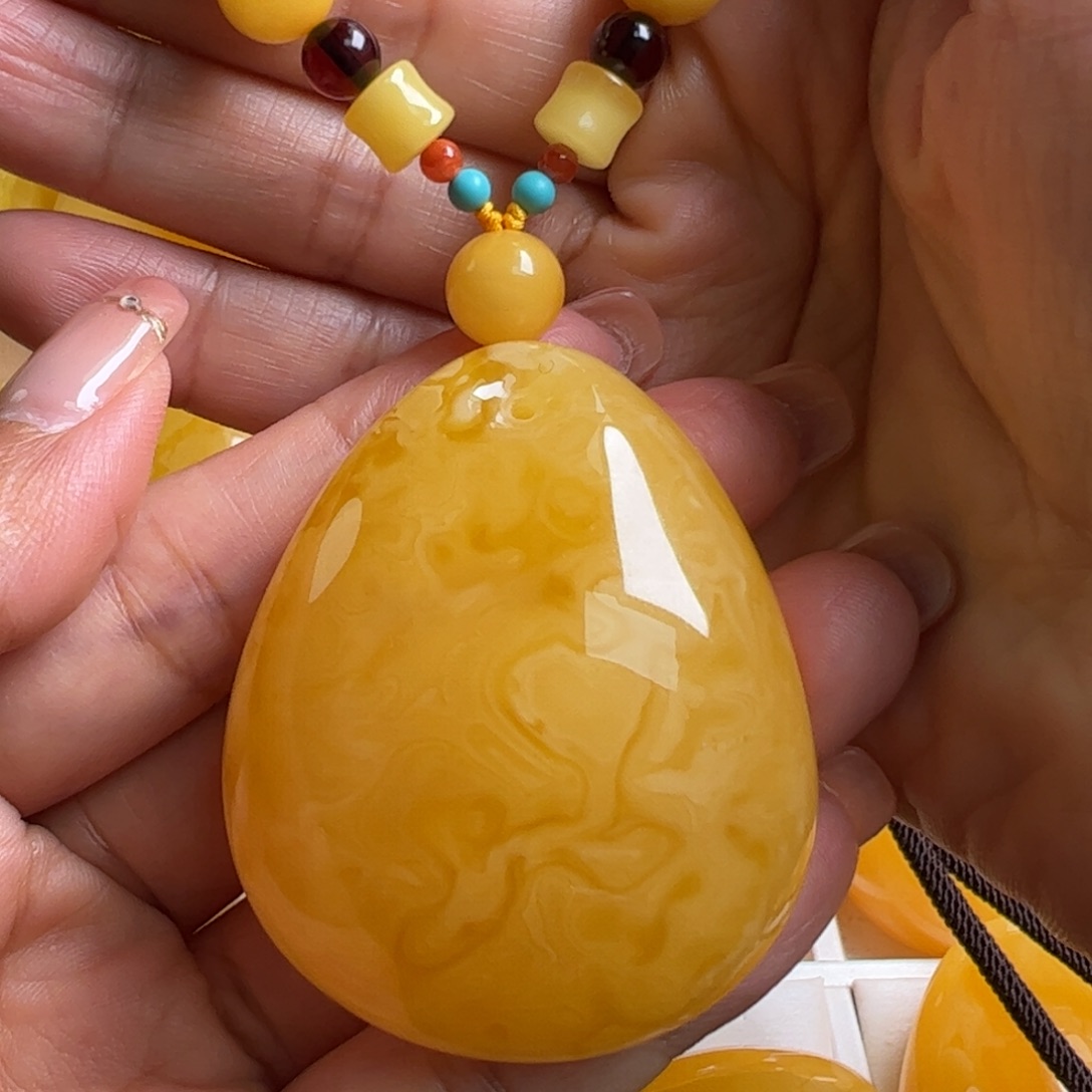 蜜蜡毛衣链未镶嵌无优化