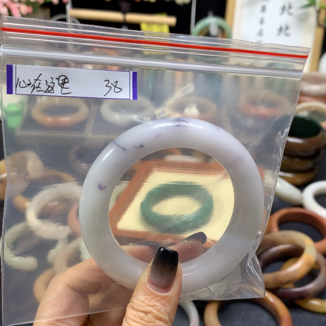 石英质玉手镯未镶嵌心****你