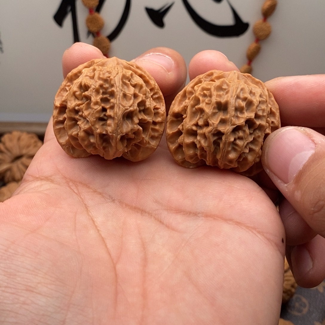 文玩核桃吊坠38苹果园