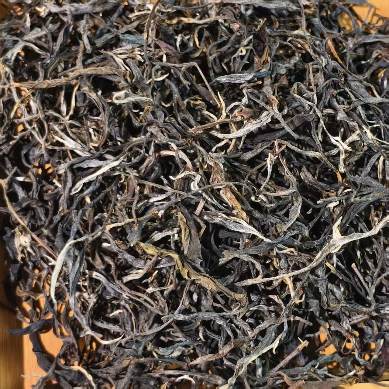 云南普洱  狼牙山古树生茶 散茶 250克