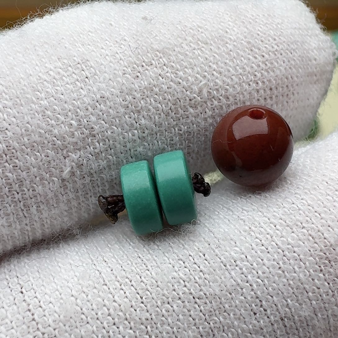 南红玛瑙未镶嵌直切隔片对珠6