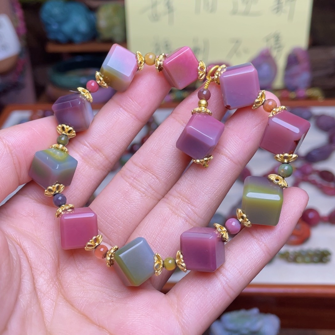 玛瑙/玉髓珠宝半成品合金大****3盐源玛瑙方糖炫彩手串