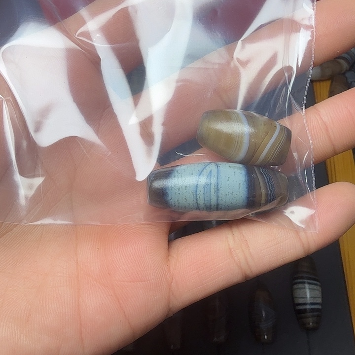 伊***卡玛瑙/玉髓未镶嵌颈饰