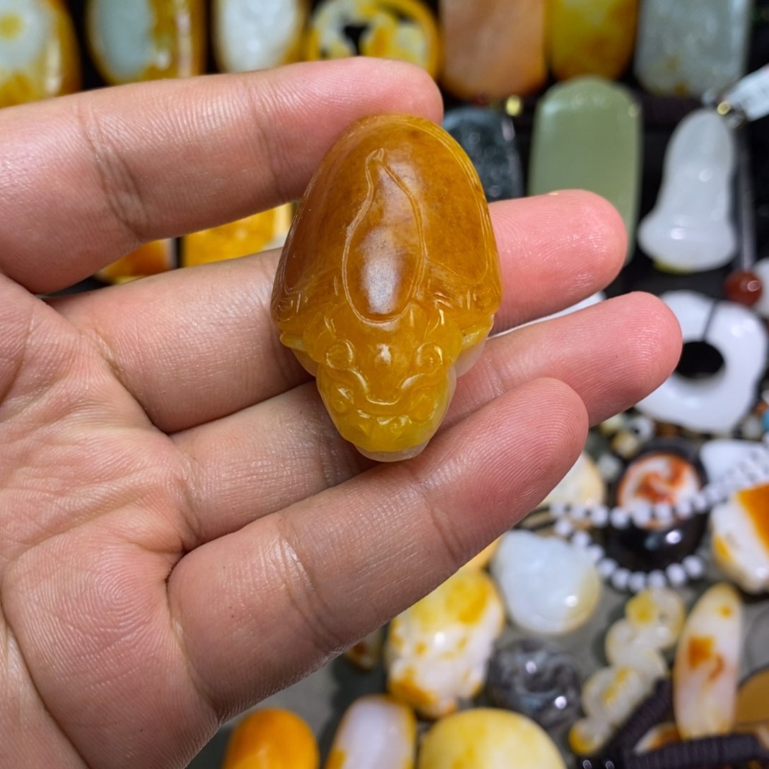 跃***和田玉未镶嵌挂件