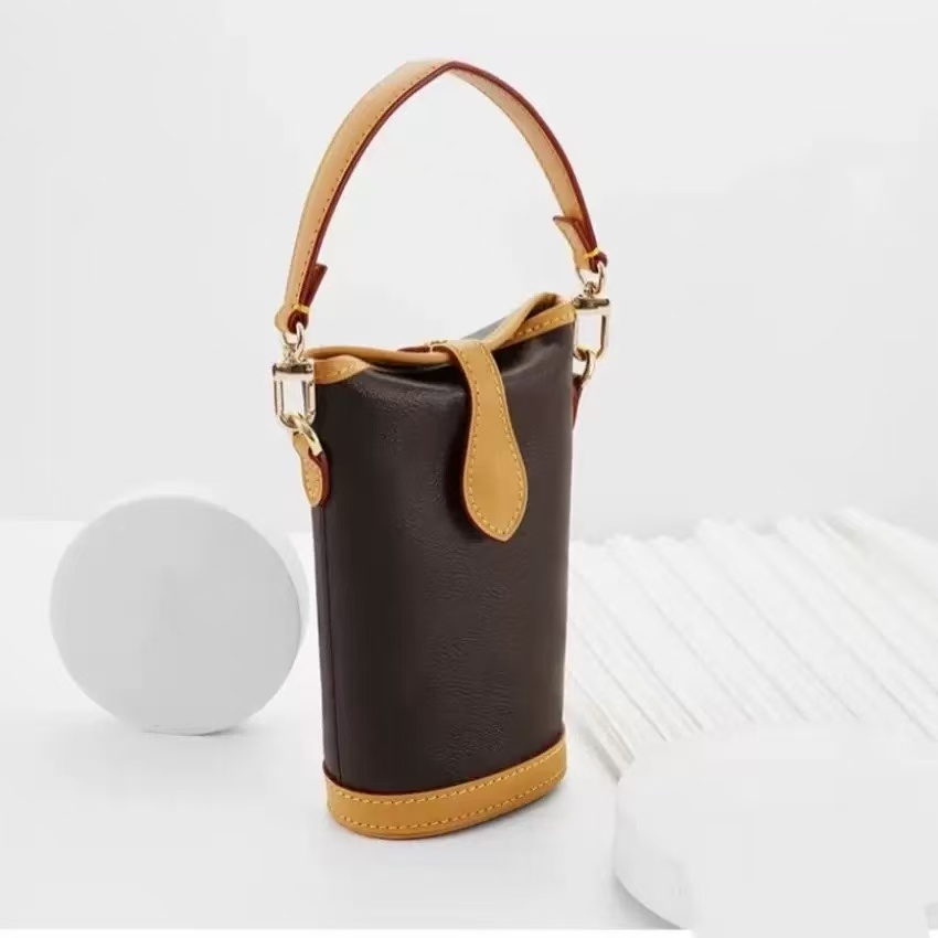 手提包挂件钥匙扣挂架耳机包卡包