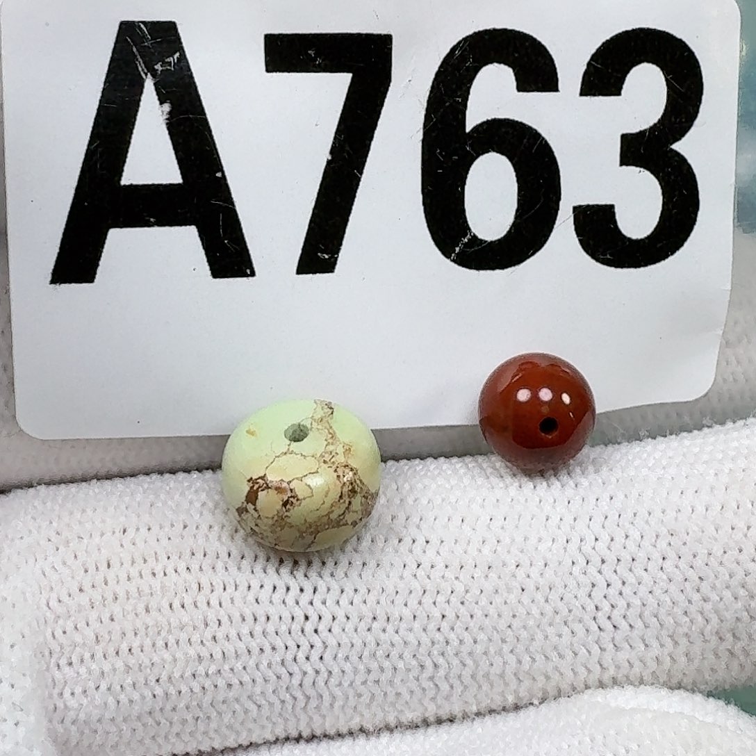 南红玛瑙未镶嵌珠宝奇石