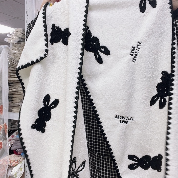 毛绒啦咯啦咯啦咯啦咯啦