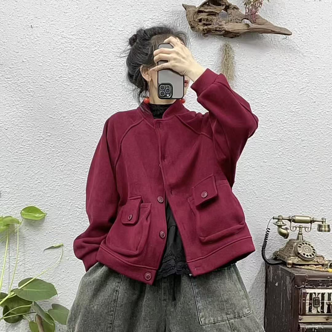 8100加绒米呢绒两口袋加盖插肩袖外套（长63胸围138