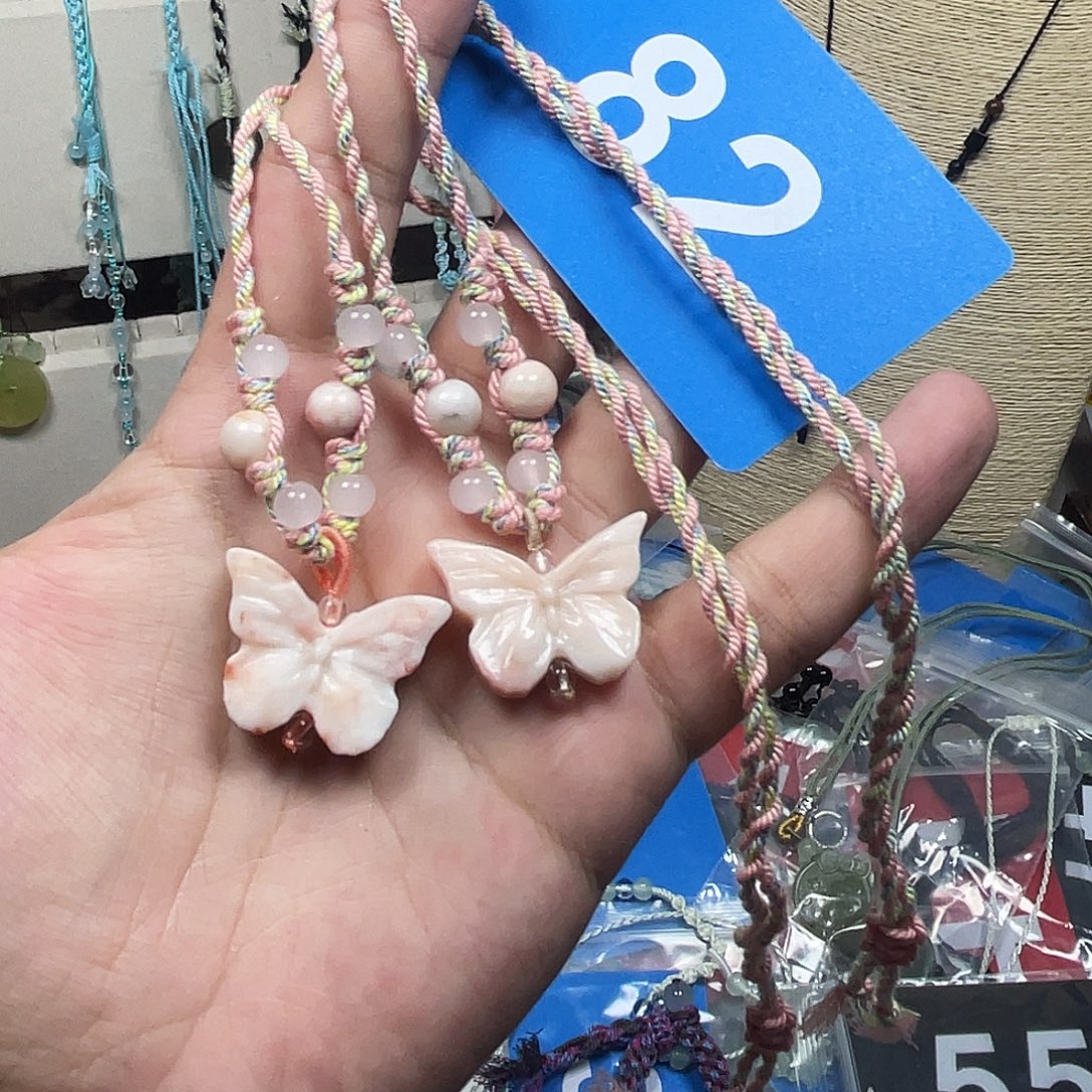 蛇纹石玉合金颈饰微瑕