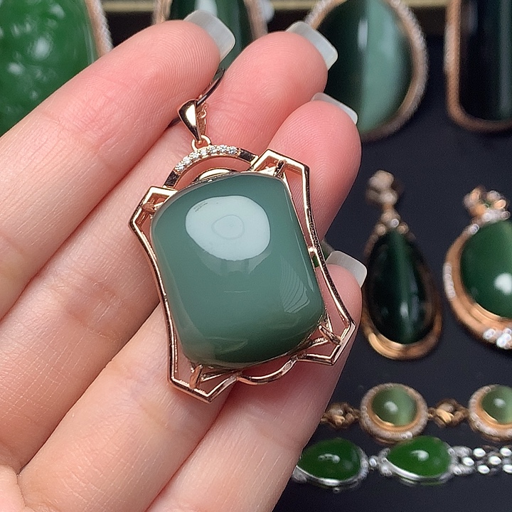 和田玉银S925镶嵌颈饰