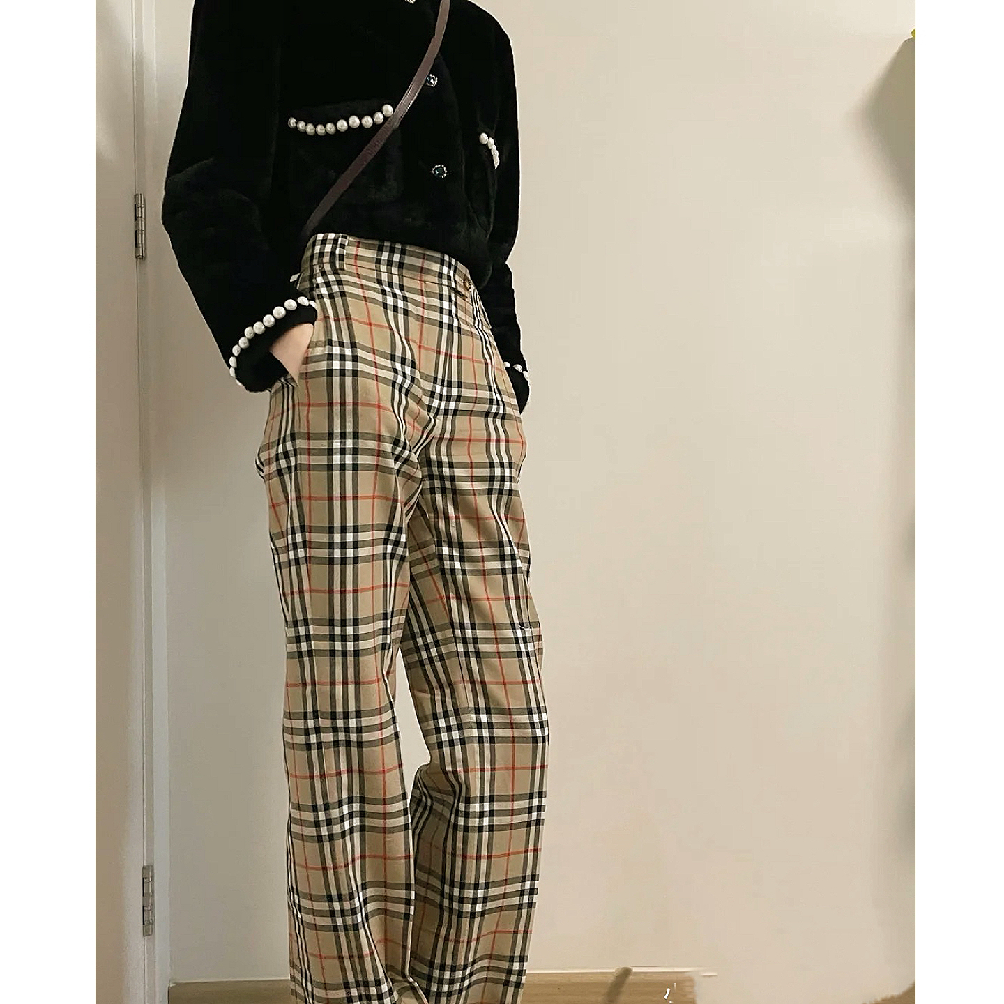 99新 BURBERRY/博柏利 001630 卡其色经典格纹绵羊毛长裤 uk4码