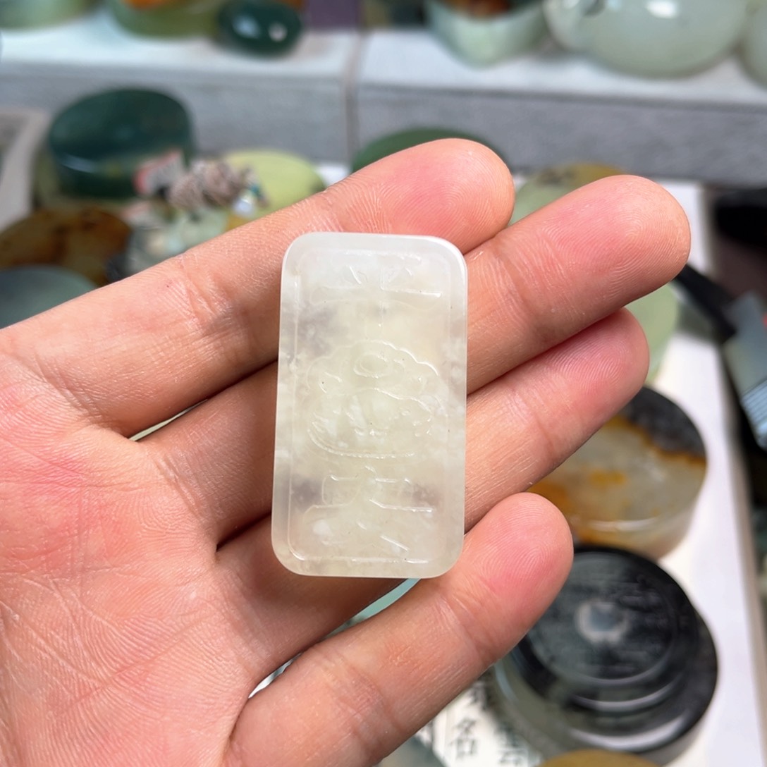 蛇纹石玉未镶嵌原石