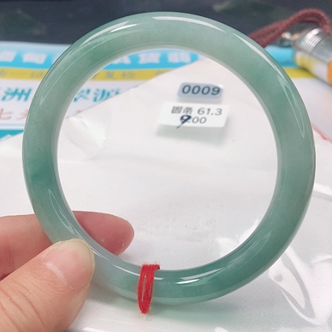 翡翠手镯未镶嵌0009号