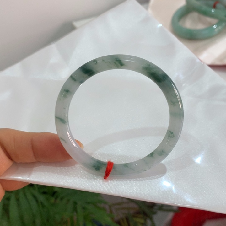 翡翠未镶嵌手镯圆条51.5