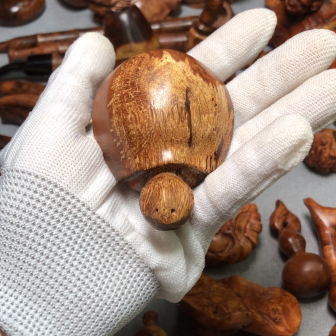 【闪购商品】木麻梨疙瘩火琉璃手把件