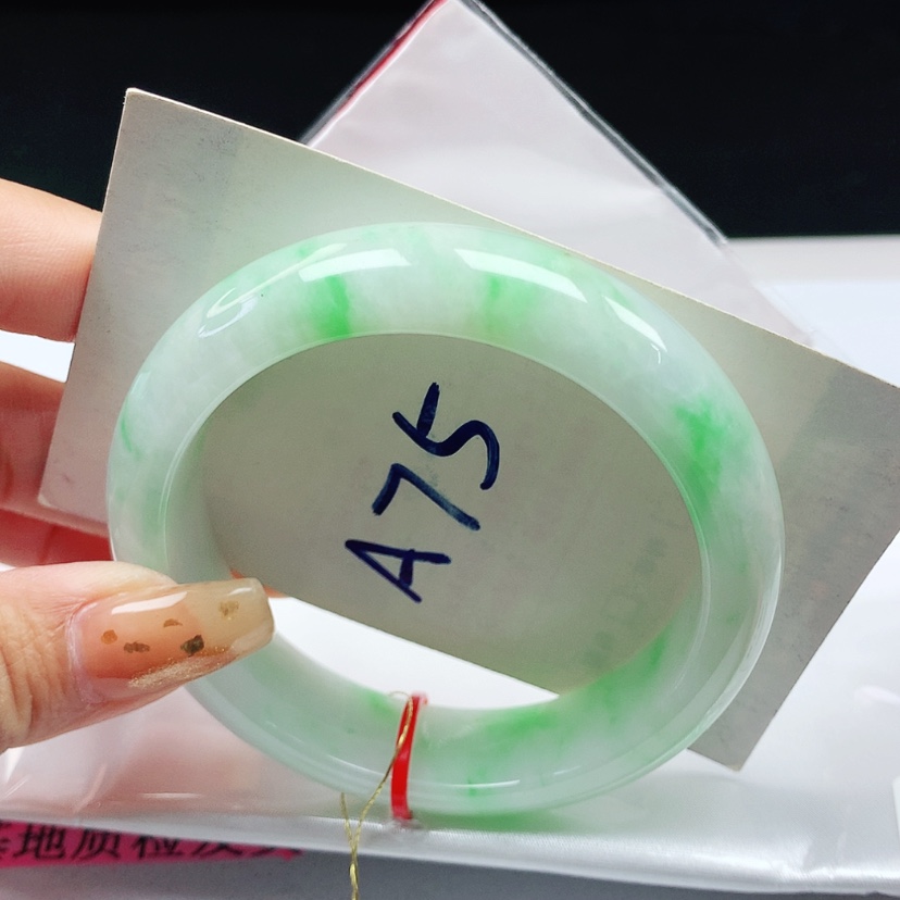 【闪购商品】翡翠手镯未镶嵌 正圈56+ 轮胎镯