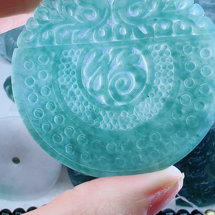翡翠吊坠(不含链)未镶嵌