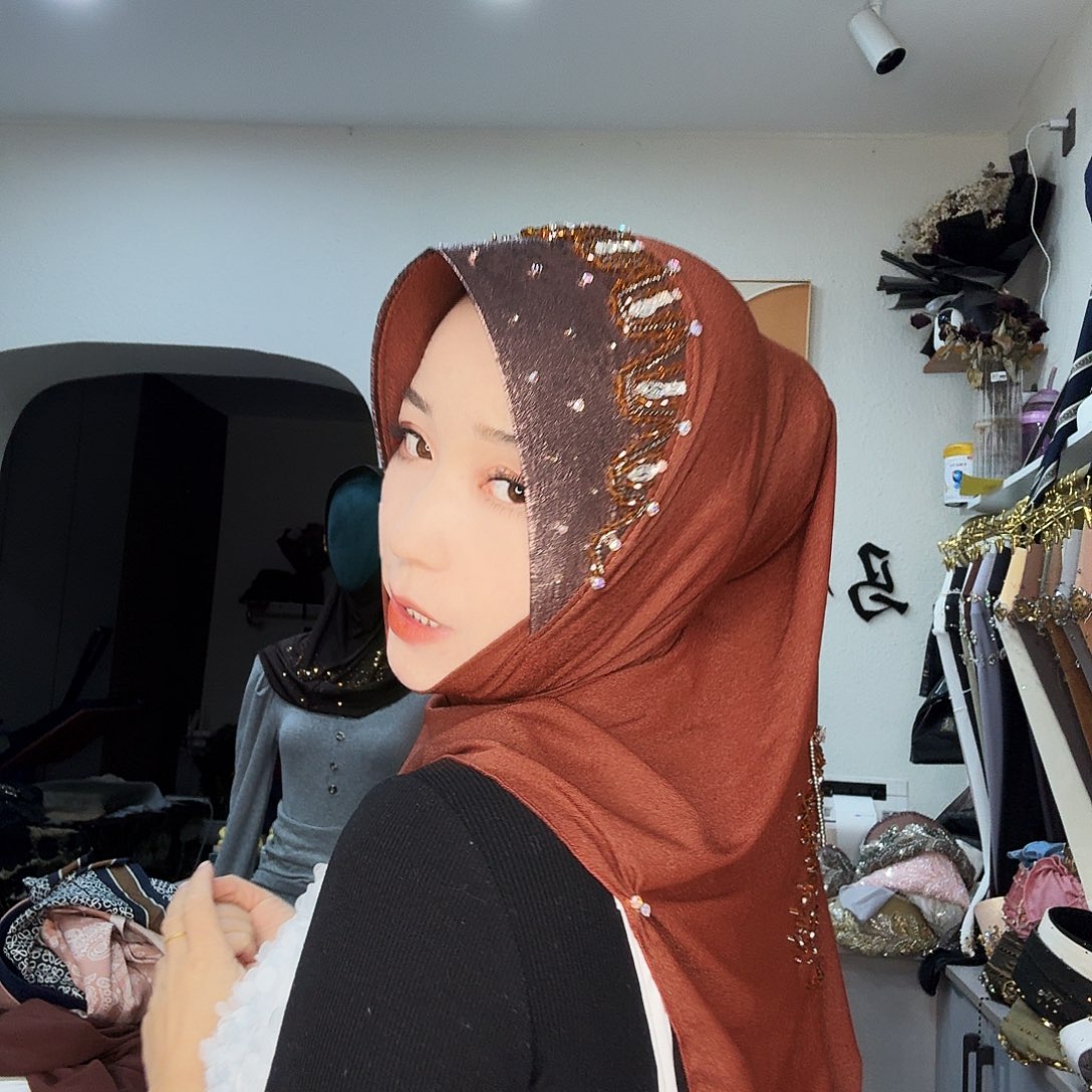 三醋酯纤维砖红色