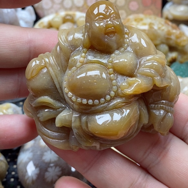 石英质玉颈饰未镶嵌