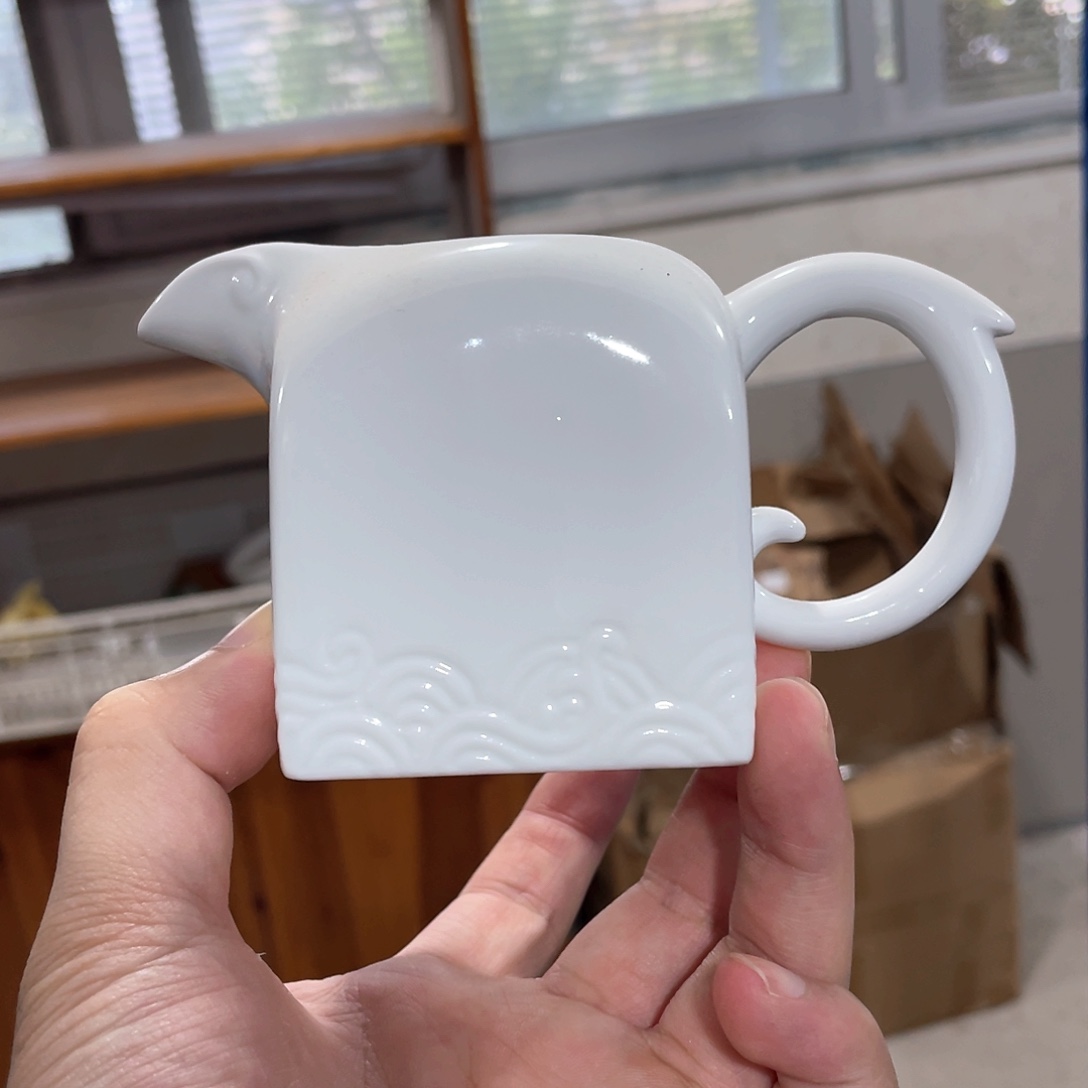 釉下手绘茶具微瑕