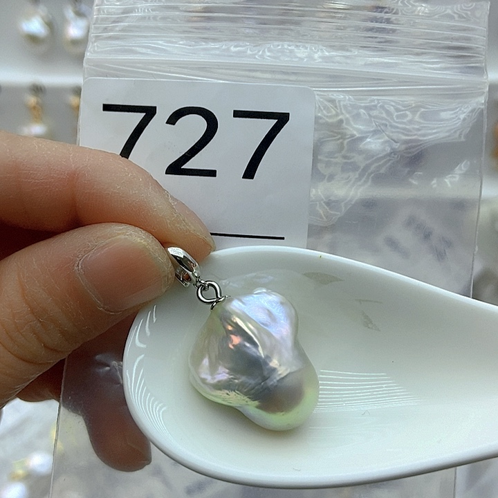 淡水珍珠颈饰未镶嵌