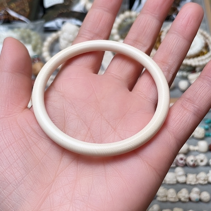 其他猛犸象牙圆手镯