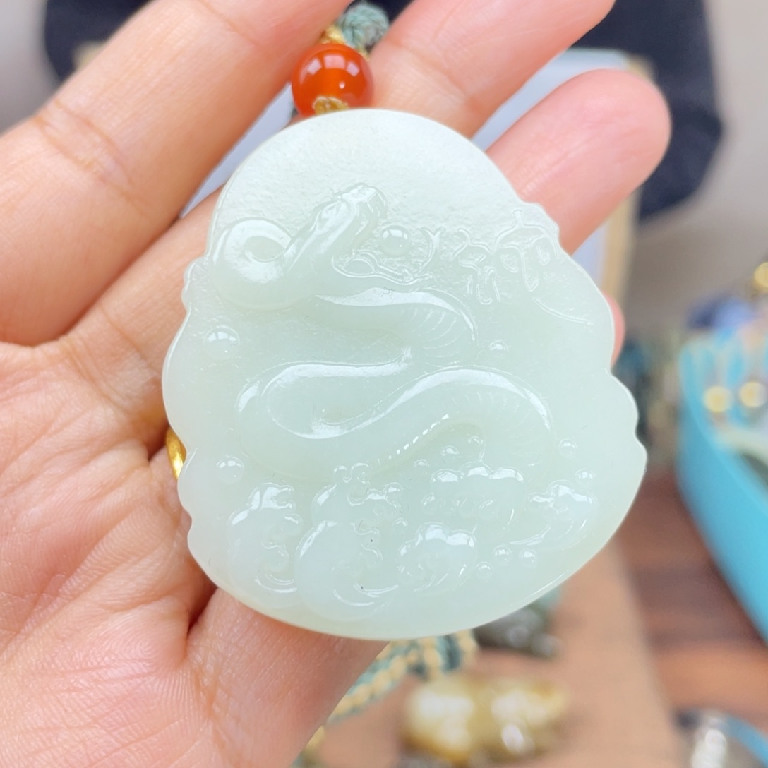 和田玉颈饰未镶嵌